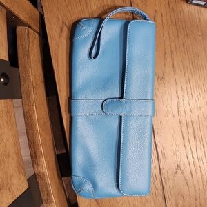 Ann Taylor LOFT BLUE GENUINE LEATHER FLAP STITCHED WRISTLET CLUTCH HANDBAG